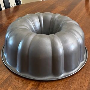 Classic Bundt Pan